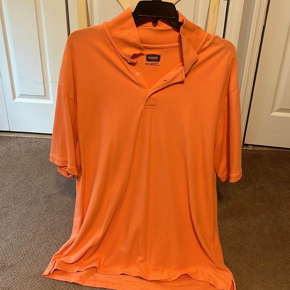 Coral or pink polo short sleeve